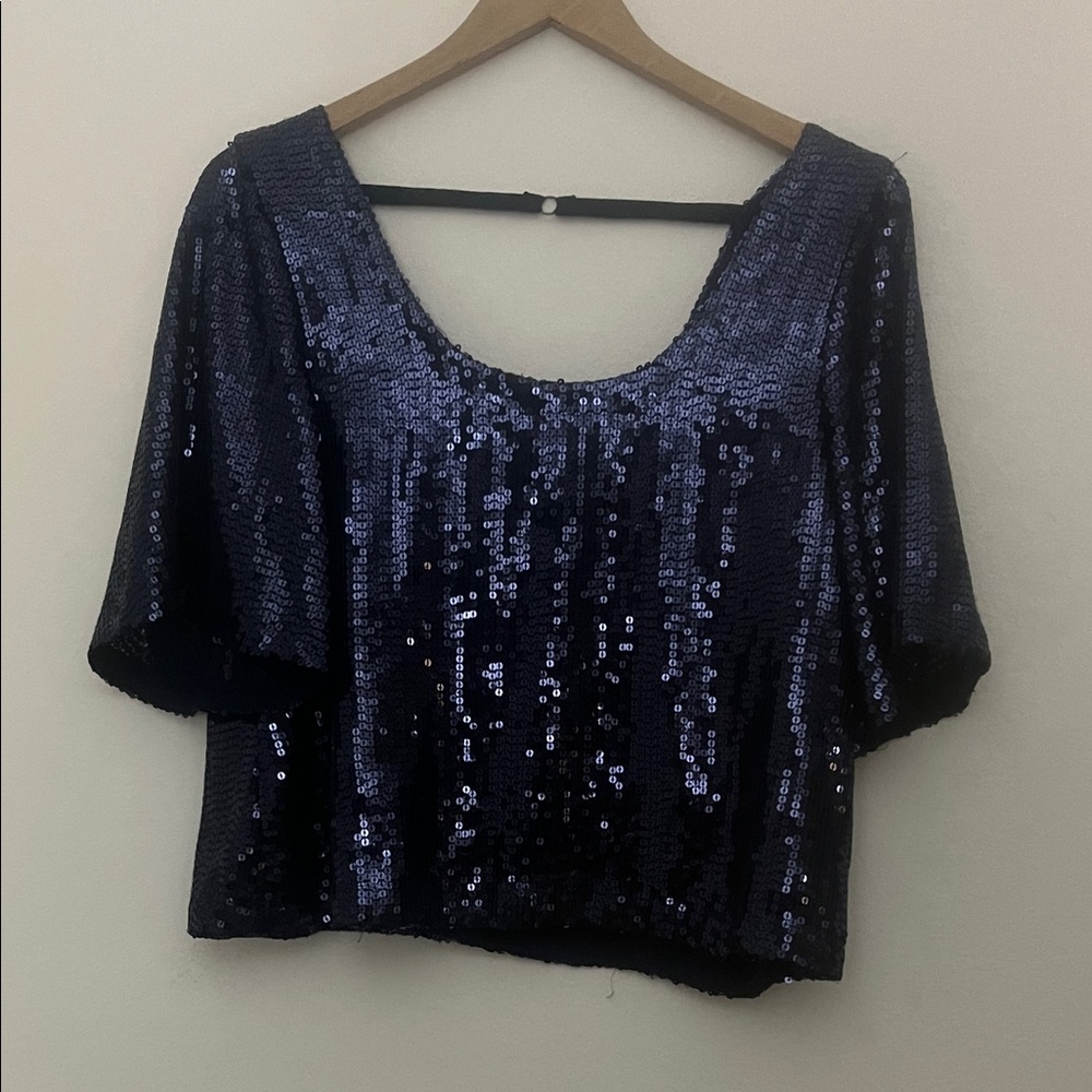 Free people Sequin navy Top size small